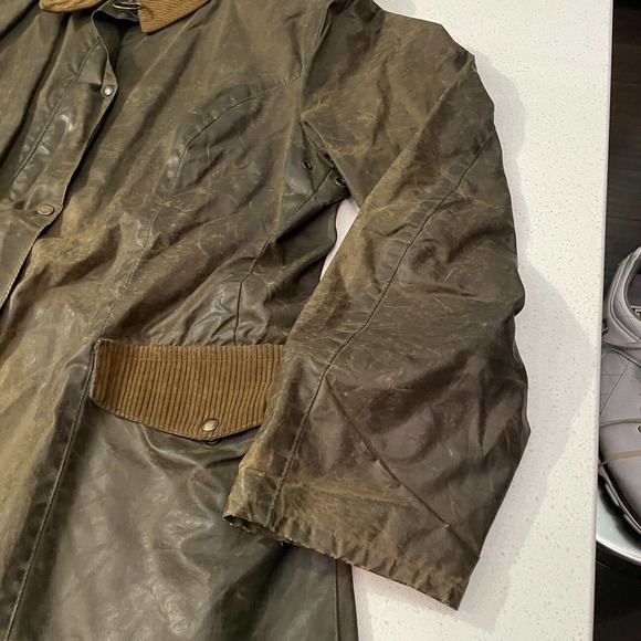 BRITTON Burghley Olive Wax Jacket We’ll Worn Distressed Size Large - Picture 4 of 13